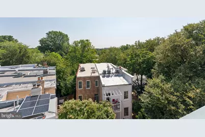 902 D Street SE #1, Washington, DC 20003 - Photo 21