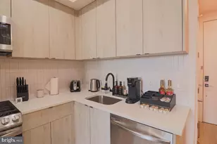 1806 I St NE, Washington, DC 20002 - Photo 5