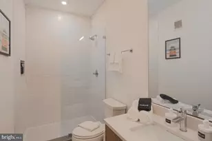 1806 I St NE, Washington, DC 20002 - Photo 9