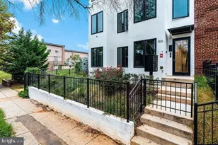 1806 I St NE, Washington, DC 20002 - Photo 1