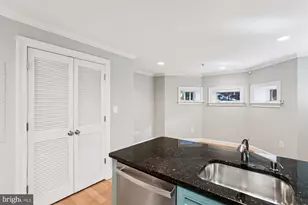 1740 18th St NW, Washington, DC 20009 - Photo 11