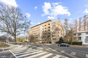 355 I Street SW, Washington, DC 20024 - Photo 23