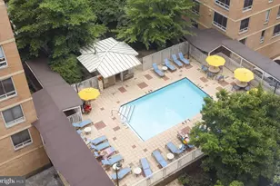 355 I Street SW, Washington, DC 20024 - Photo 7