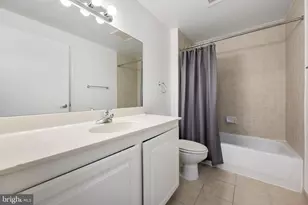 355 I Street SW, Washington, DC 20024 - Photo 17