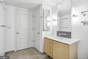 1025 1st St SE, Washington, DC 20003 - Photo 11