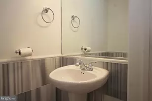 1354 Euclid St NW, Washington, DC 20009 - Photo 11