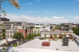 1011 3rd Pl SE, Washington, DC 20003 - Photo 29