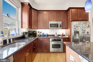 1011 3rd Pl SE, Washington, DC 20003 - Photo 7