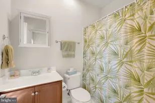 1011 3rd Pl SE, Washington, DC 20003 - Photo 23