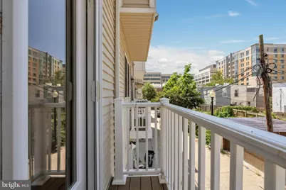 1011 3rd Place SE, Washington, DC 20003 - Photo 9