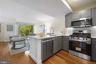 800 4th St SW, Washington, DC 20024 - Photo 3