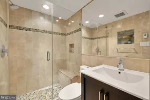 2501 Calvert St NW, Washington, DC 20008 - Photo 13