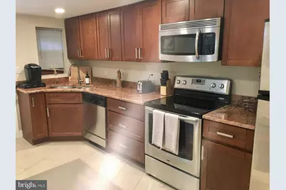 1242 Pennsylvania Avenue SE, Washington, DC 20003 - Photo 3