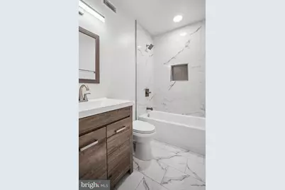 329 16th Street SE #1, Washington, DC 20003 - Photo 9