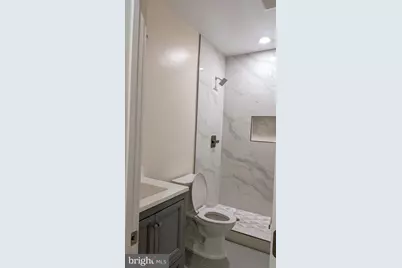 329 16th Street SE #1, Washington, DC 20003 - Photo 11