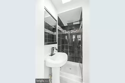 2420 I Street NW, Washington, DC 20037 - Photo 27