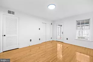 2420 I St NW, Washington, DC 20037 - Photo 33