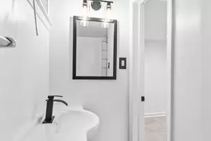 2420 I St NW, Washington, DC 20037 - Photo 15