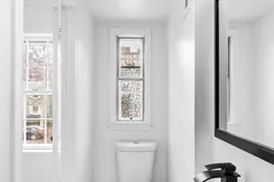 2420 I St NW, Washington, DC 20037 - Photo 47