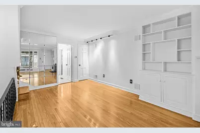 2420 I Street NW, Washington, DC 20037 - Photo 17