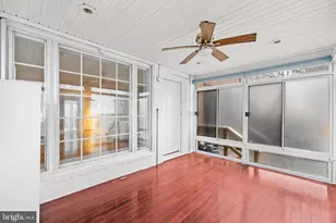 2420 I St NW, Washington, DC 20037 - Photo 25