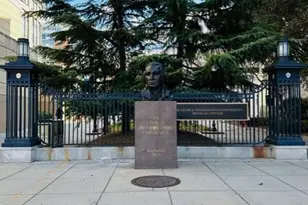 2420 I St NW, Washington, DC 20037 - Photo 63