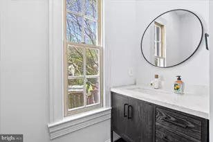 1626 Foxhall Rd Foxhall Road NW, Washington, DC 20007 - Photo 9