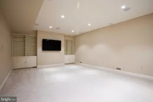 5431 Potomac Ave NW, Washington, DC 20016 - Photo 37