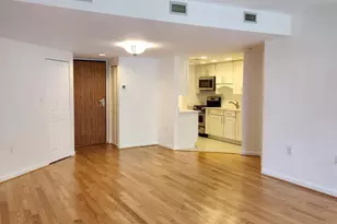 2725 Connecticut Ave NW, Washington, DC 20008 - Photo 3