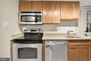 650 E St NE, Washington, DC 20002 - Photo 9