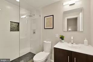 2114 N St NW, Washington, DC 20037 - Photo 15