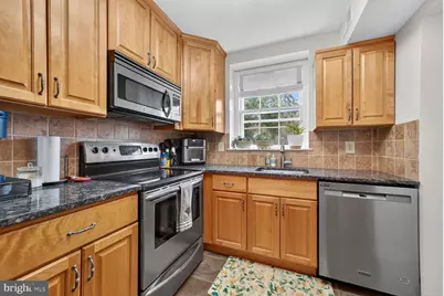 3811 39th Street NW #D88, Washington, DC 20016 - Photo 7