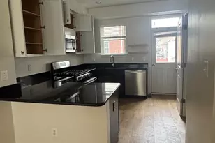 1017 5th St SE, Washington, DC 20003 - Photo 3