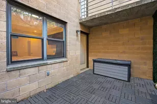 1710 Summit Pl NW, Washington, DC 20009 - Photo 27