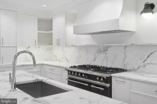 3418 Reservoir Rd NW, Washington, DC 20007 - Photo 7