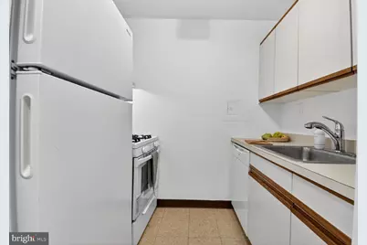 2030 F Street NW #411, Washington, DC 20006 - Photo 9