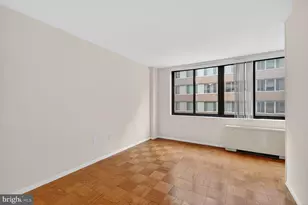 2030 F St NW, Washington, DC 20006 - Photo 9