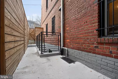 1821 T Street NW, Washington, DC 20009 - Photo 39