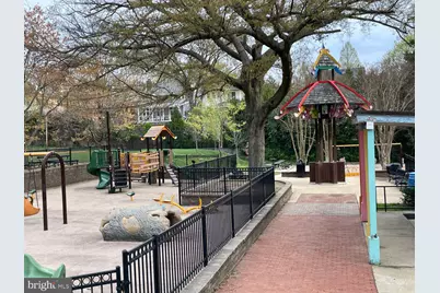 2907 Newark St NW, Washington, DC 20008 - Photo 37