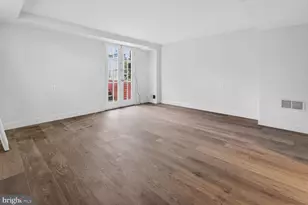 301 I St SW, Washington, DC 20024 - Photo 29