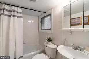 1683 35th St NW, Washington, DC 20007 - Photo 9