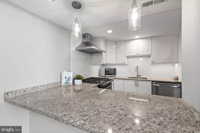 700 7th Street SW #813, Washington, DC 20024 - Photo 25