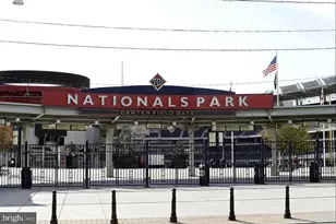 353 L St SE, Washington, DC 20003 - Photo 35