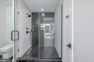 722 Kenyon St NW, Washington, DC 20010 - Photo 31