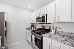 2004 11th St NW, Washington, DC 20001 - Photo 17