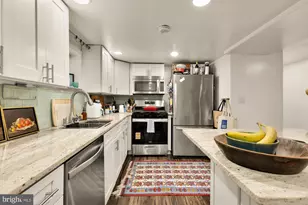 421 10th St NE, Washington, DC 20002 - Photo 49