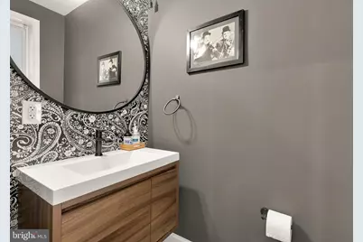 421 10th Street NE, Washington, DC 20002 - Photo 3