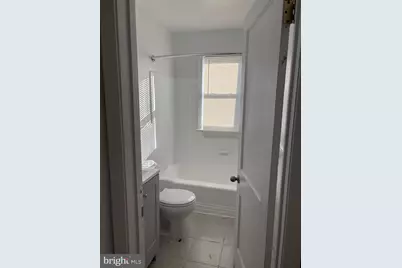 2425 E Street NE, Washington, DC 20002 - Photo 13