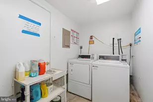 909 O St NW, Washington, DC 20001 - Photo 17