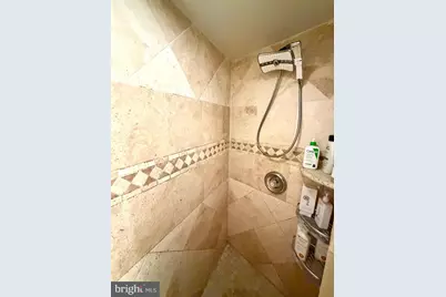 521 Florida Avenue NW #1, Washington, DC 20001 - Photo 15